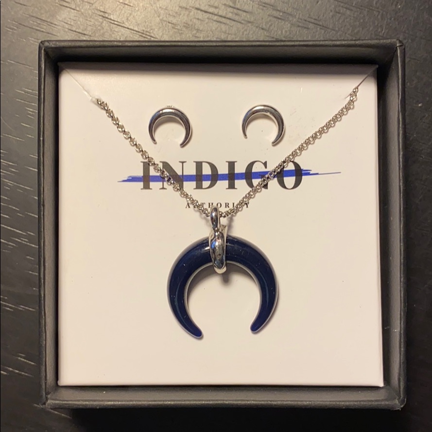 Indigo Authority Cresecent Moon Set